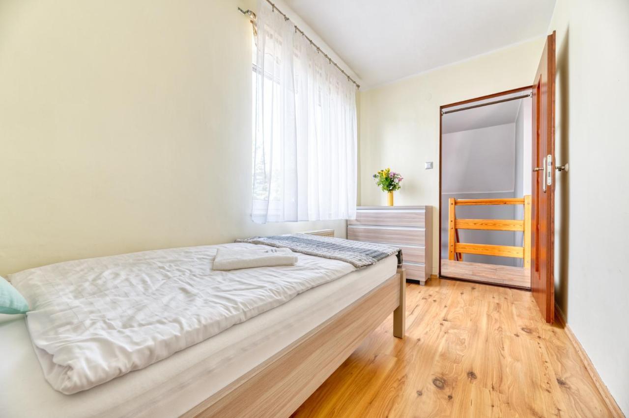 Apartament Arturro Z Ogrodkiem Шклярска Поремба Екстериор снимка